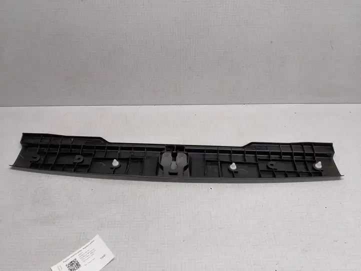 Subaru Outback (2009 - 2014) 95073AJ000 Отделка порога багажника — фото 7