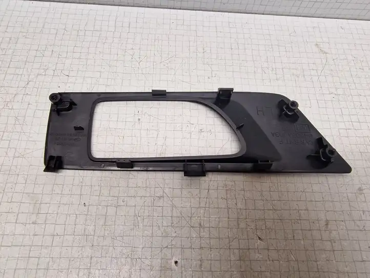 Subaru Outback (2009 - 2014) 94236AJ03A Прочая отделка передней двери — фото 4