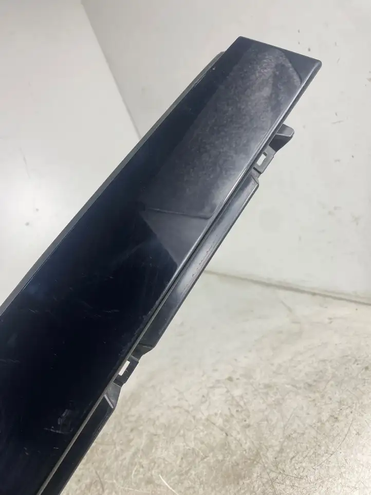 Volkswagen PASSAT B8 (2015 - ) 3G0839901T Накладка стекла задней двери — фото 3