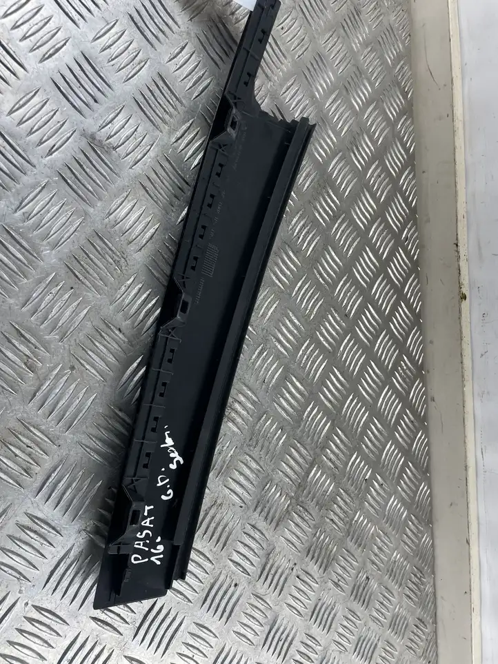 Volkswagen PASSAT B8 (2015 - ) 3G0839902 Накладка стекла задней двери — фото 5