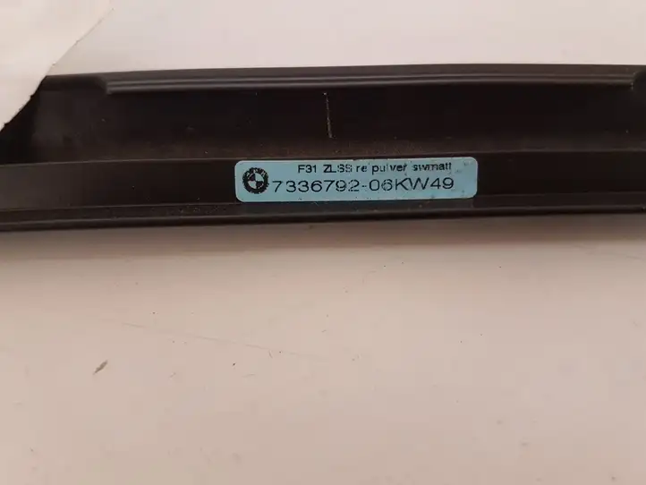 BMW 3 F30 F35 F31 (2012 - 2018) 7336792 Накладка стекла задней двери — фото 3