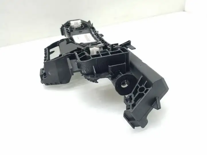 Mercedes-Benz CLA C117,X117,W117 (2013 - 2019) A2047602134 Крепление наружной ручки задней двери — фото 5