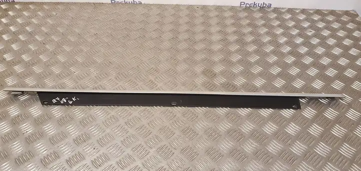 Audi Q7 4L (2005 - 2009) 4L0853763A Накладка стекла задней двери — фото 1