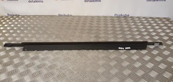 Audi Q7 4L (2005 - 2009) 4L0853763A Накладка стекла задней двери — фото 4