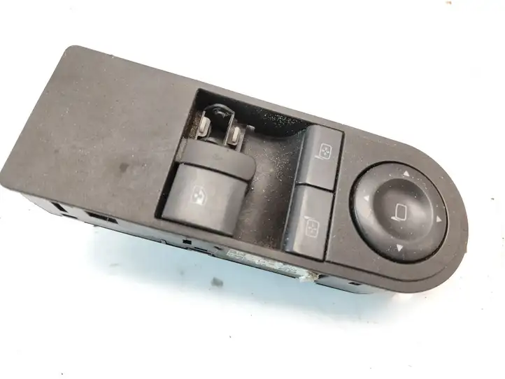 Opel Zafira B (2003 - 2006) 13209203 Блок кнопок стеклоподъемников — фото 4
