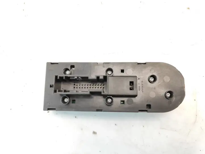 Opel Zafira B (2003 - 2006) 13209203 Блок кнопок стеклоподъемников — фото 6