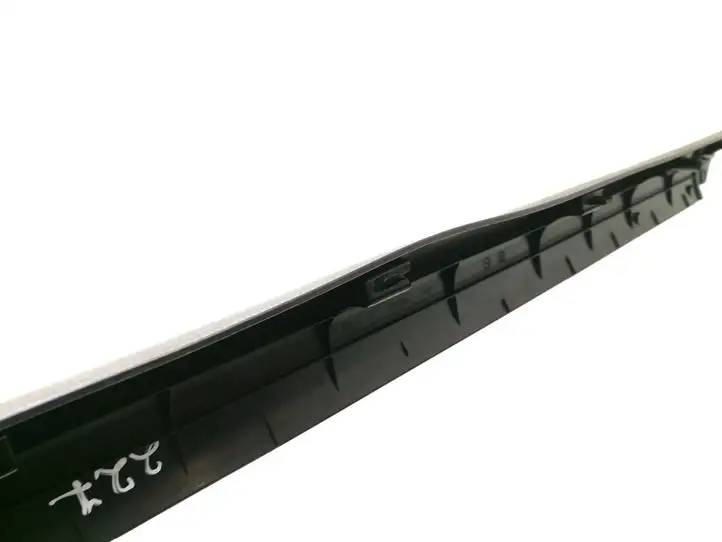 Audi A5 8T 8F (2007 - 2011) 8T0853905A Внутренняя отделка переднего порога — фото 4