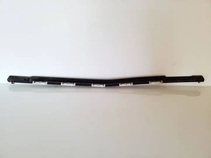Mazda CX-7 (2009 - 2014) EG21RRR Накладка стекла задней двери — фото 4