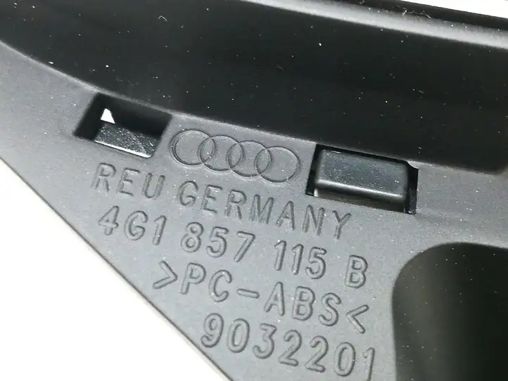 Audi A7 S7 4G (2010 - 2014) 4G1857115B Отделка панели приборов — фото 6