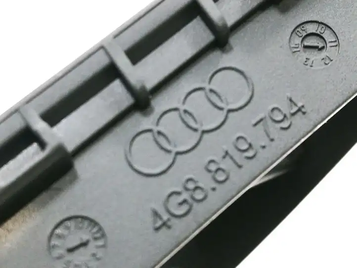 Audi A7 S7 4G (2010 - 2014) 4G8819794 Воздушная решетка панели — фото 4