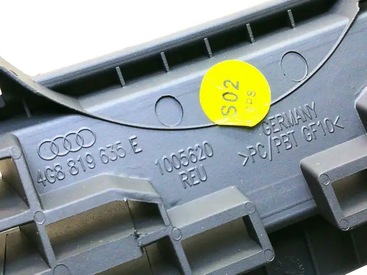 Audi A7 S7 4G (2010 - 2014) 4G8819635E Воздушная решетка панели — фото 6