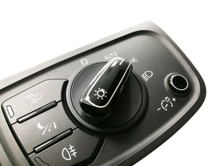 Audi A8 S8 D4 4H (2010 - 2014) 4H0941531C Включатель фонарей — фото 4