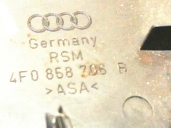 Audi A6 S6 C6 4F (2004 - 2008) 4F0858706B Прочая отделка передней двери — фото 4