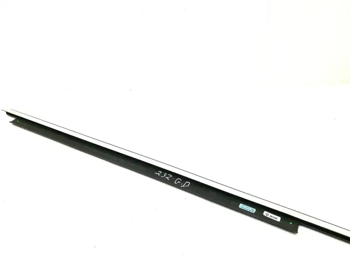 Audi A7 S7 4G (2010 - 2014) 4G8853764B Накладка стекла задней двери — фото 1