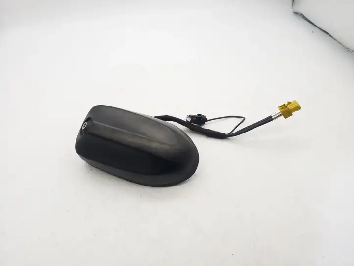 Ford Focus (2015 - 2019) HM5T19G461BA GPS антенна — фото 1