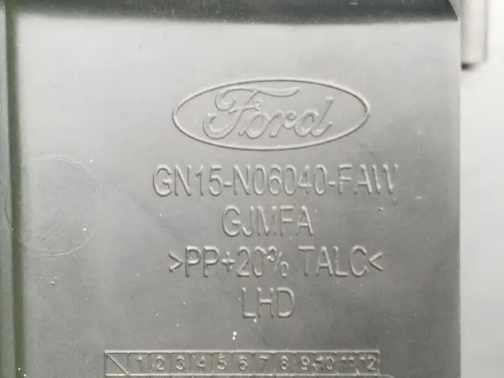Ford Ecosport (2018 - ) GN15N06040FAW Вещевой ящик — фото 2