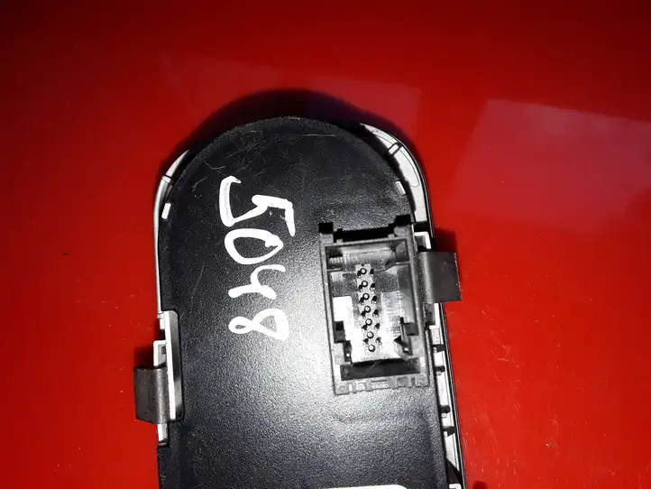 Land Rover Range Rover Sport L494 (2009 - 2013) AH2213A024AB Включатель фонарей — фото 4