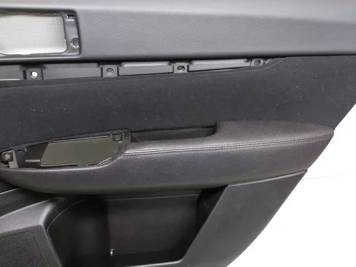 Subaru Outback (2009 - 2014) S73508110 Обшивка задней двери — фото 3