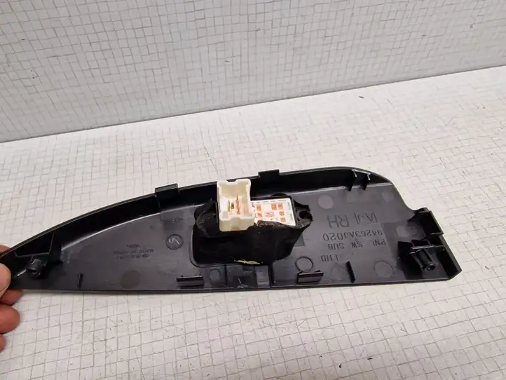 Subaru Outback (2009 - 2014) 94263AJ020 Кнопка стеклоподъемников — фото 3