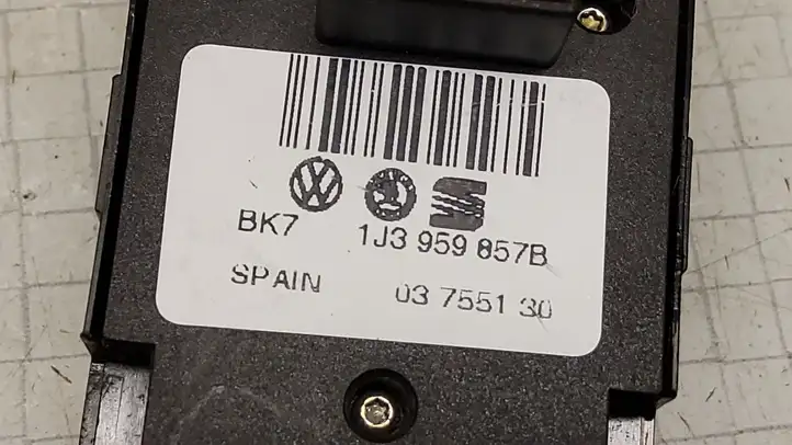 Volkswagen PASSAT B5.5 (2001 - 2005) 1J3959857B Блок кнопок стеклоподъемников — фото 4