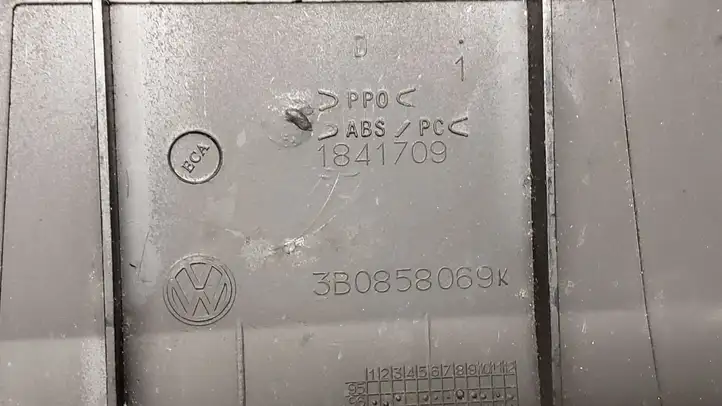 Volkswagen PASSAT B5.5 (2001 - 2005) 3B0858069K Центральная отделка панели приборов — фото 6