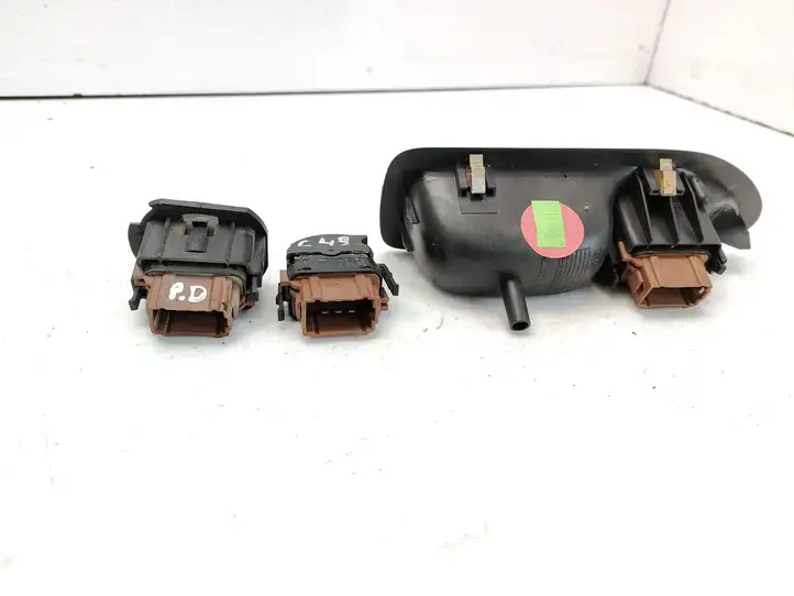 Renault Laguna II (2001 - 2005) 8200016013 Блок кнопок стеклоподъемников — фото 9