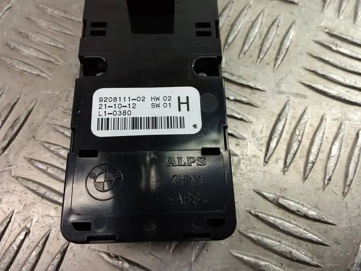 BMW X3 F25 (2010 - 2017) 9208111 Блок кнопок стеклоподъемников — фото 1