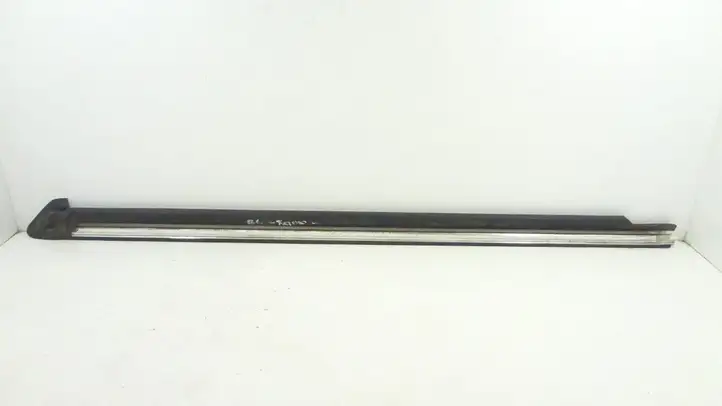 Mercedes-Benz GL X164 (2006 - 2012) 1646908180 Накладка стекла задней двери — фото 2