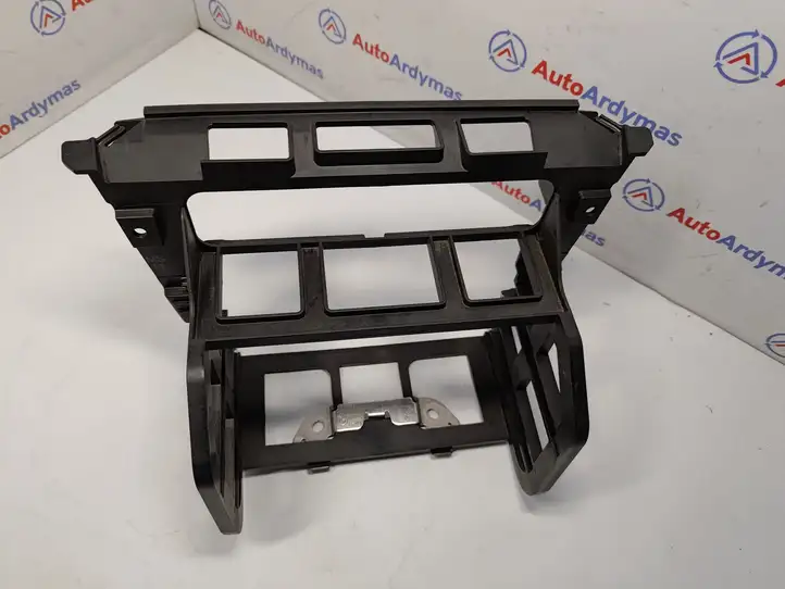 BMW 3 E92 E93 (2005 - 2014)  51457120414 Другая деталь панели