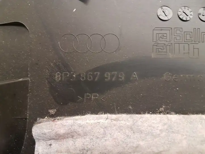 Audi A3/S3 8P (2004 - 2008) 8P3867979A Комплект обшивки крышки багажника — фото 4