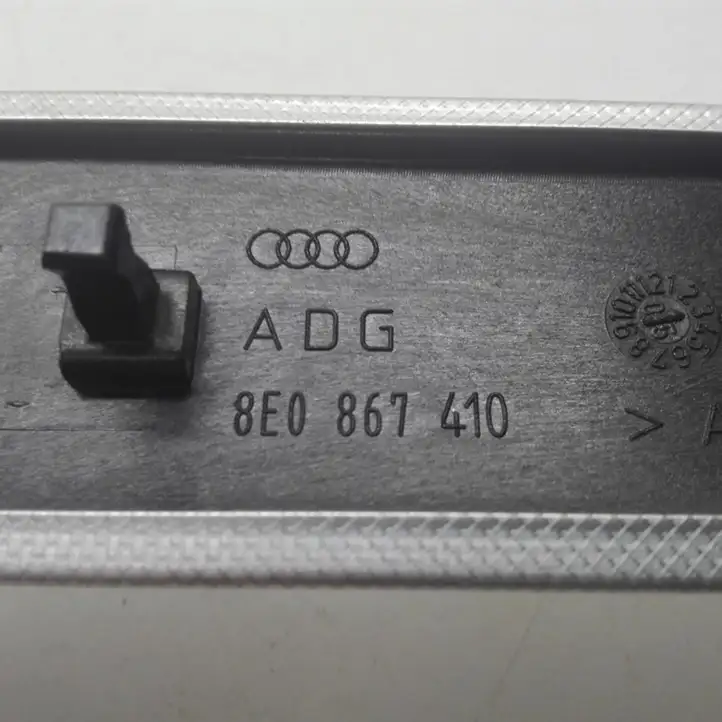 Audi A4 S4 B7 8E 8H (2004 - 2009) 8E0867410 Декоративная накладка передней двери — фото 3