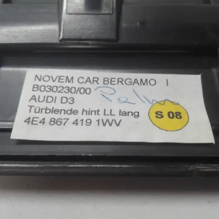 Audi A8 S8 D3 4E (2005 - 2007) 4E4867419 Обшивка задней двери — фото 4