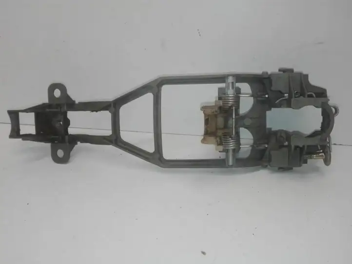 Volkswagen Touareg I (2002 - 2010) 7L0837886C Крепление наружной ручки передней двери — фото 2