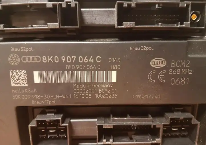 Audi A5 8T 8F (2007 - 2011) 8K0907064C Модуль комфорта — фото 3