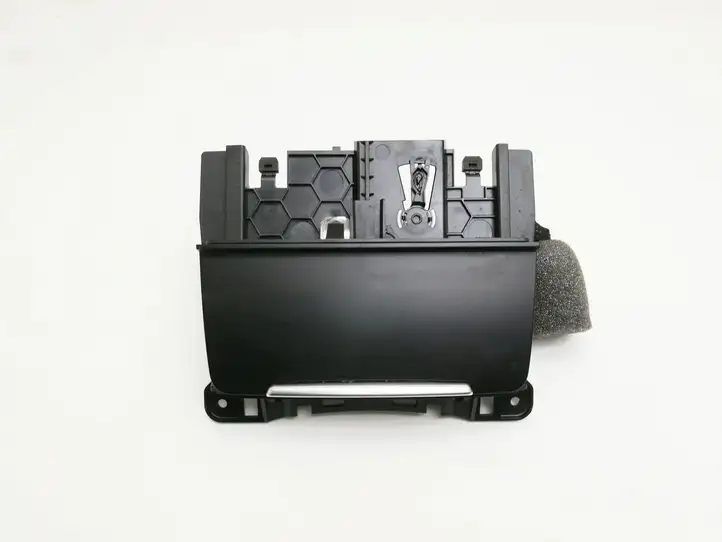 Audi A5 8T 8F (2007 - 2011) 8K0857951 Передняя пепельница — фото 1