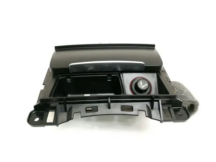 Audi A5 8T 8F (2007 - 2011) 8K0857951 Передняя пепельница — фото 2