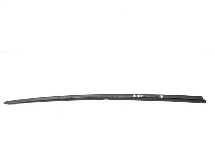 Audi A5 8T 8F (2007 - 2011) 8T0854328A Накладка стоек лобового стекла — фото 2