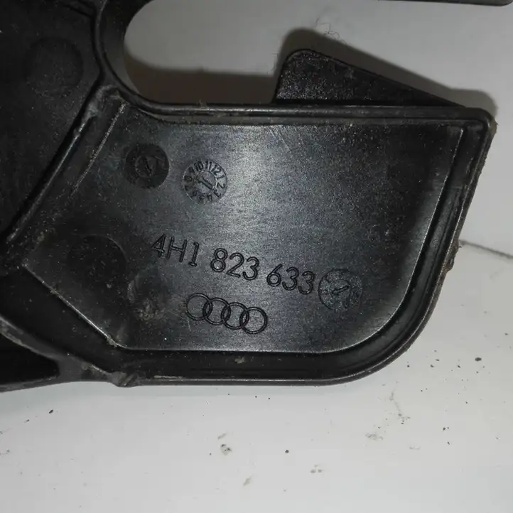 Audi A8 S8 D4 4H (2010 - 2014) 4H1823633 Ручка открытия капота — фото 3