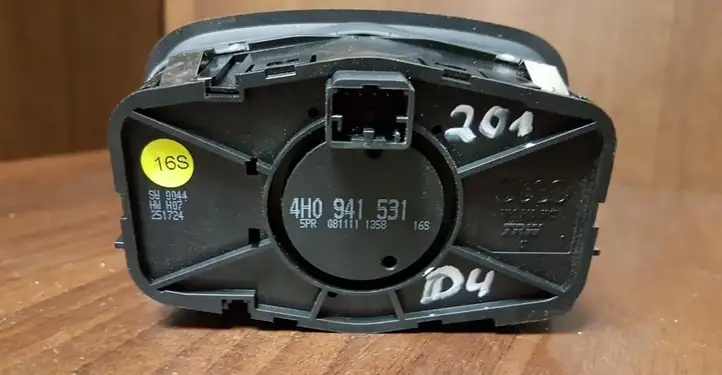 Audi A8 S8 D4 4H (2010 - 2014) 4H0941531 Включатель фонарей — фото 9
