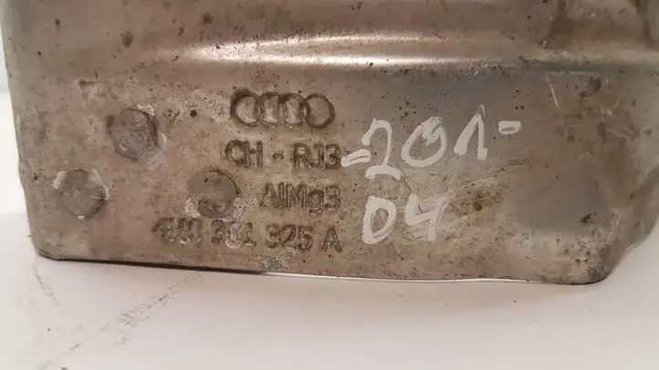 Audi A8 (2010 - 2014)  4H0301325A Теплоизоляция (теплозащита)