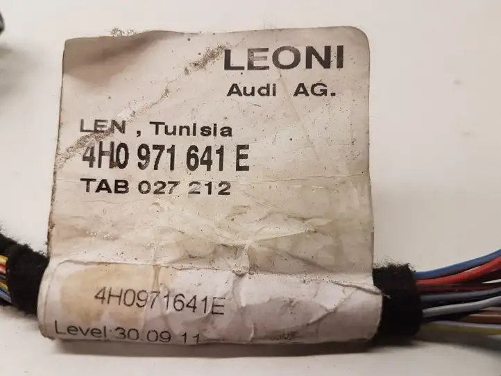 Audi A8 S8 D4 4H (2010 - 2014) 4H0971641E Прочая электропроводка — фото 2