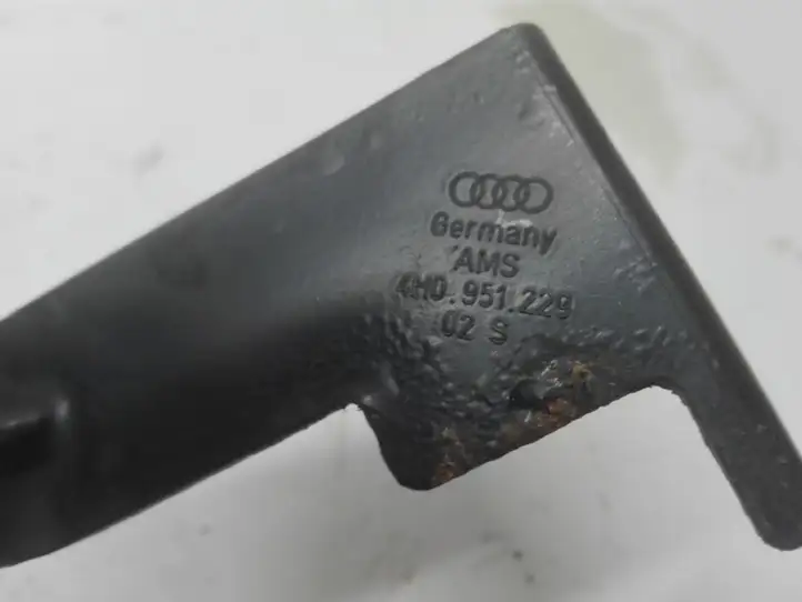 Audi A8 S8 D4 4H (2010 - 2014) 4H0951229 Другая часть кузова — фото 2