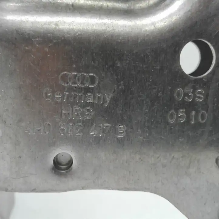 Audi A8 S8 D4 4H (2010 - 2014) 4H0802417B Держатель аккумулятора — фото 2