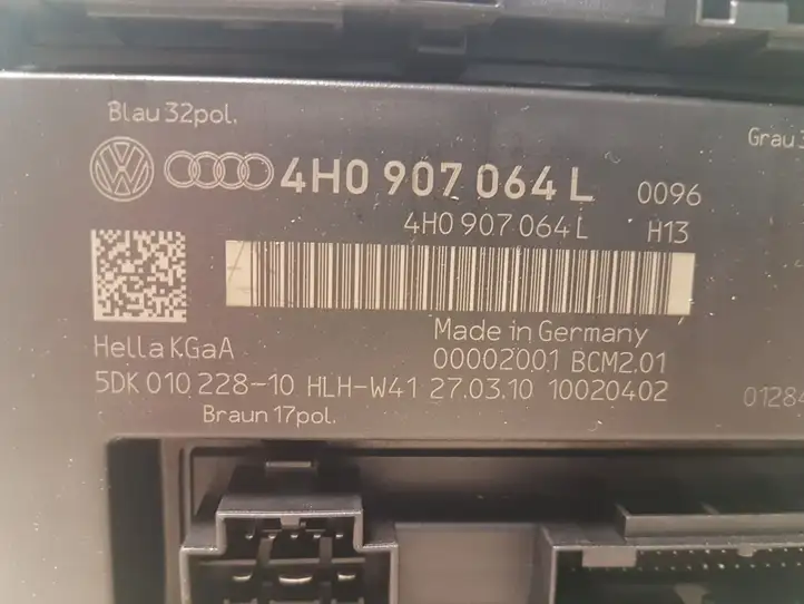 Audi A8 S8 D4 4H (2010 - 2014) 4H0907064L Модуль комфорта — фото 3