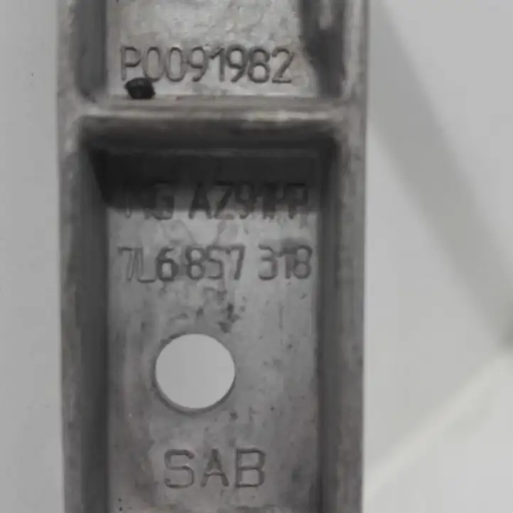 Volkswagen Touareg I (2002 - 2010) 7L6857318 Прочие детали панели — фото 2