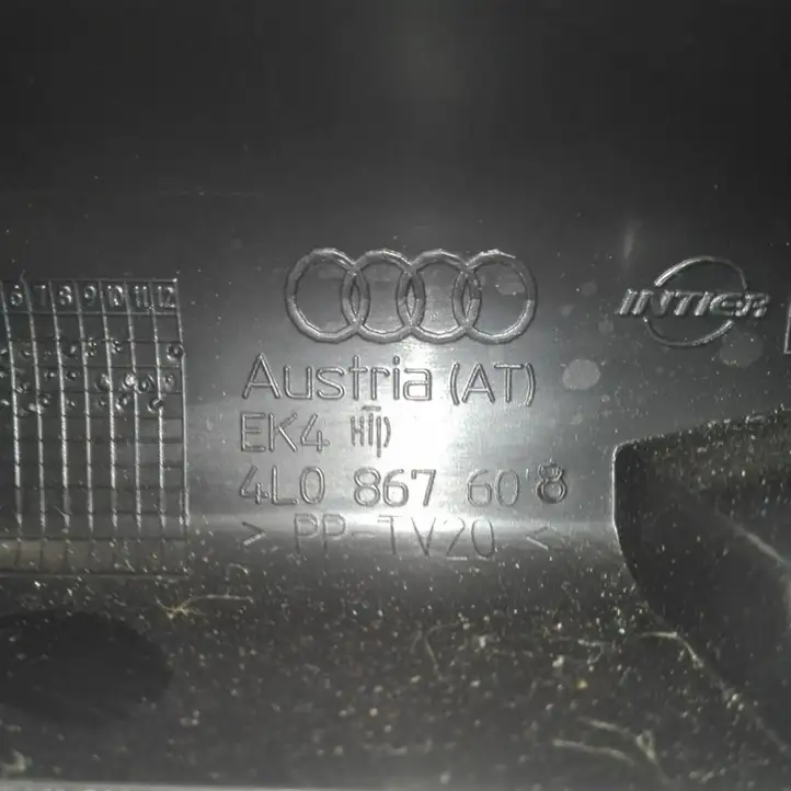 Audi Q7 4L (2005 - 2009) 4L0867608 Прочие детали салона — фото 4