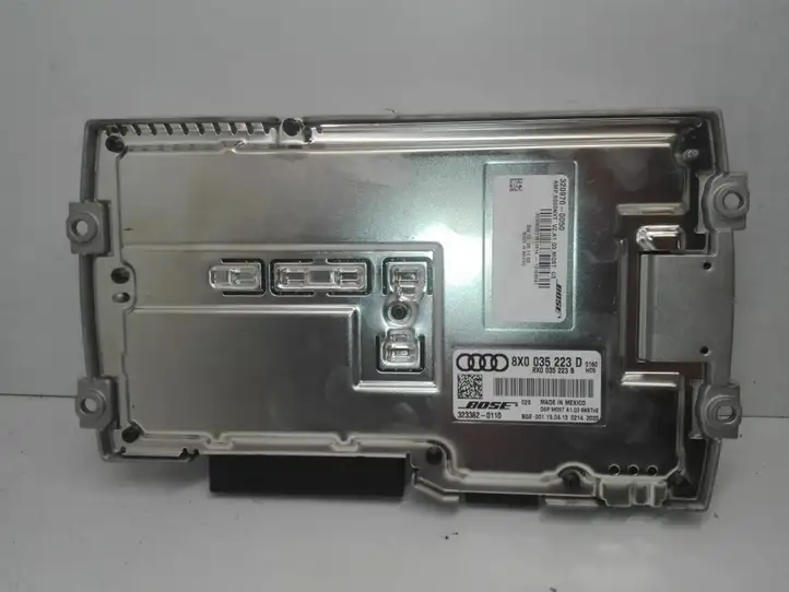 Audi Q3 8U (2011 - 2014) 8X0035223D Усилитель звука — фото 6