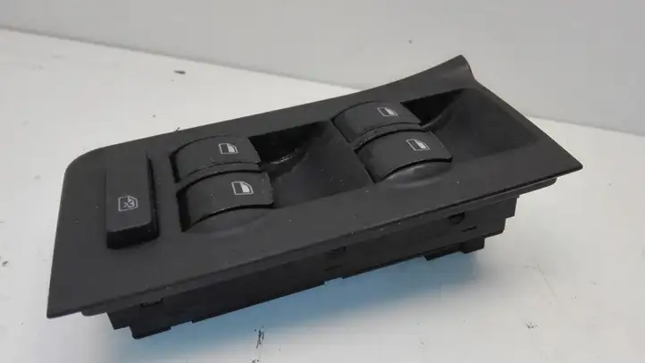 Audi A6 S6 C5 4B (2001 - 2004) 4B0959851B Кнопка стеклоподъемников — фото 1