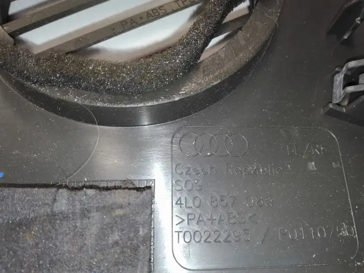 Audi Q7 4L (2005 - 2009) 4L0857085 Боковая отделка панели приборов — фото 3