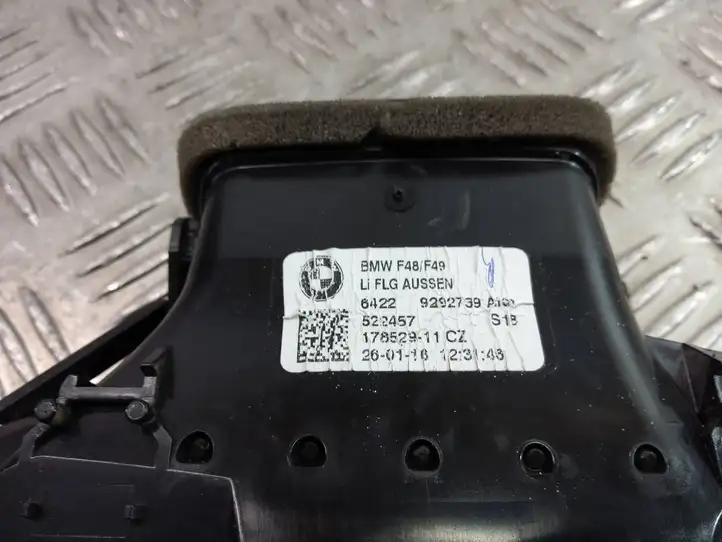 BMW X1 F48 F49 (2015 - 2022) 9292739 Боковой воздушный дефлектор — фото 3
